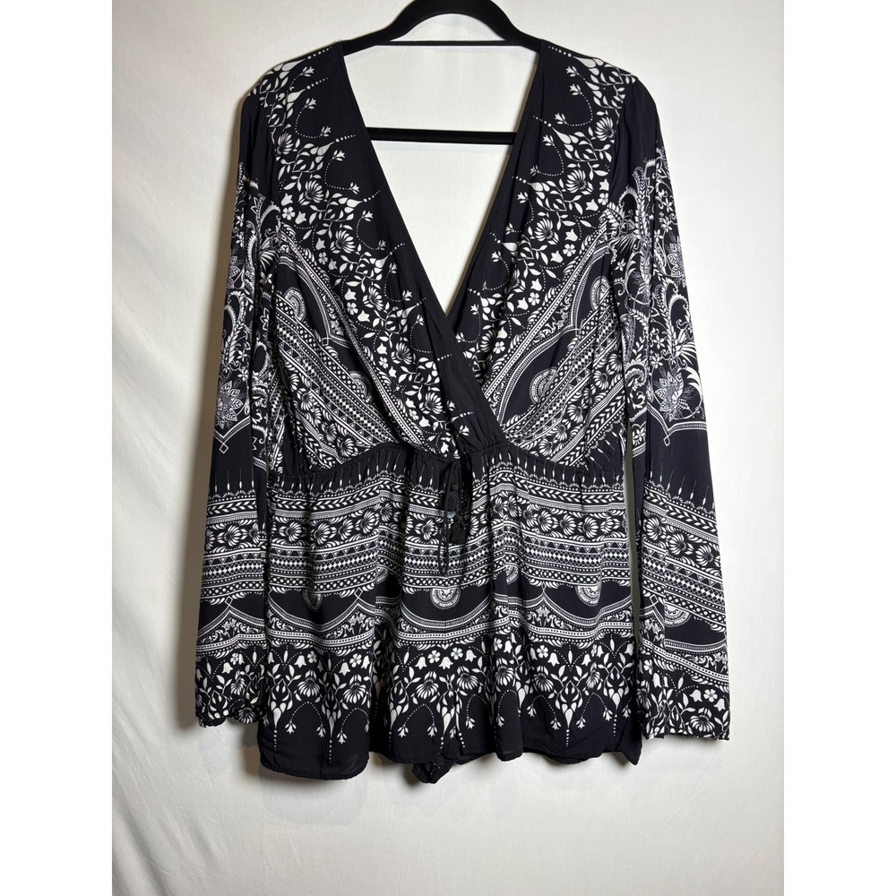 TJD Black &‎ White Paisley Floral Romper Boho Long Sleeve Surplice Small